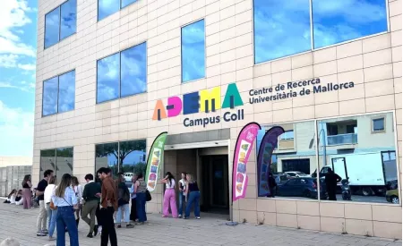 L'entrée du campus d'Adema à Mallorque